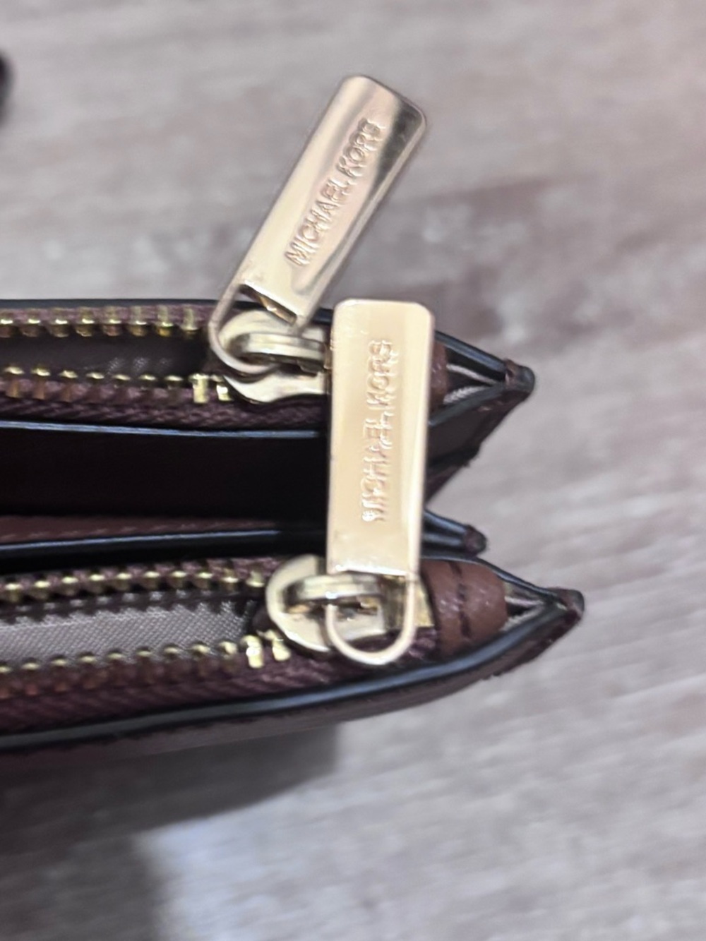 Michael Kors Brown Saffiano Wristlet / Wallet / Clutch - Picture 5 of 13